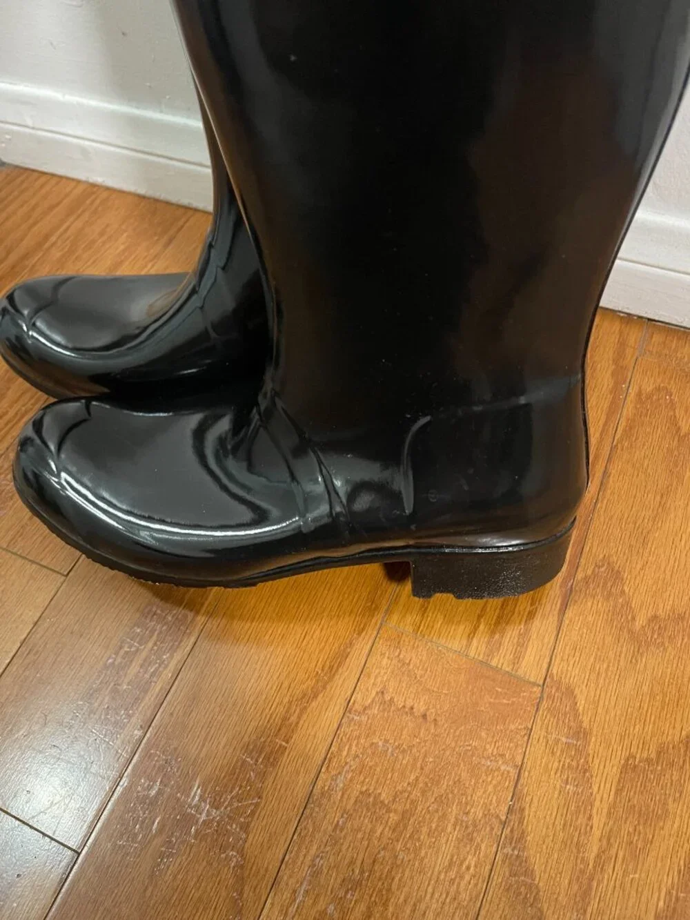 Hunter Original Tall Gloss Black Rain Boots Size 8